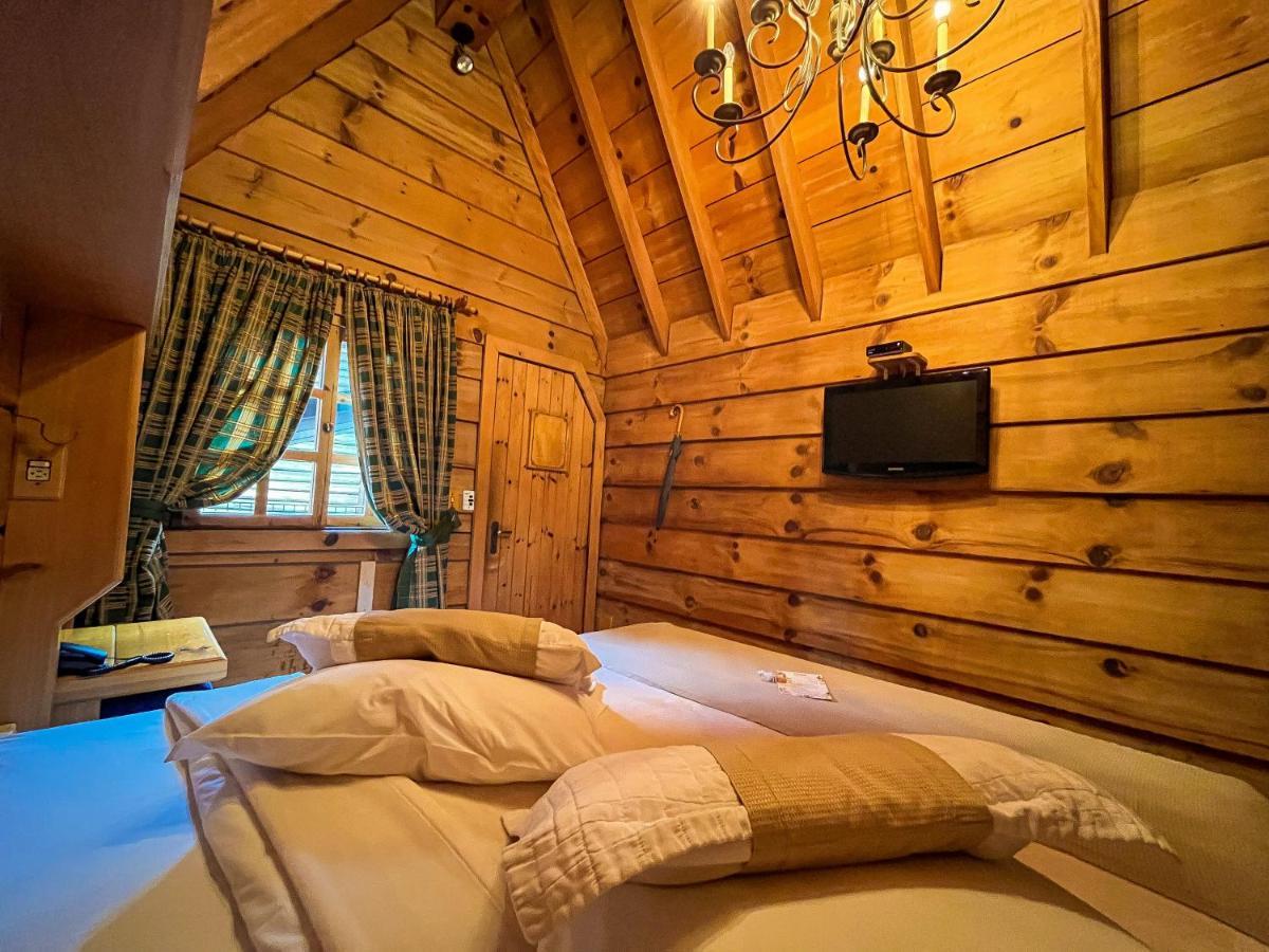 Hotel Giardino Di Pietra กรามาโด ภายนอก รูปภาพ